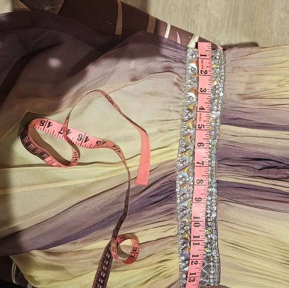 Evening gown - Picture 9 of 10